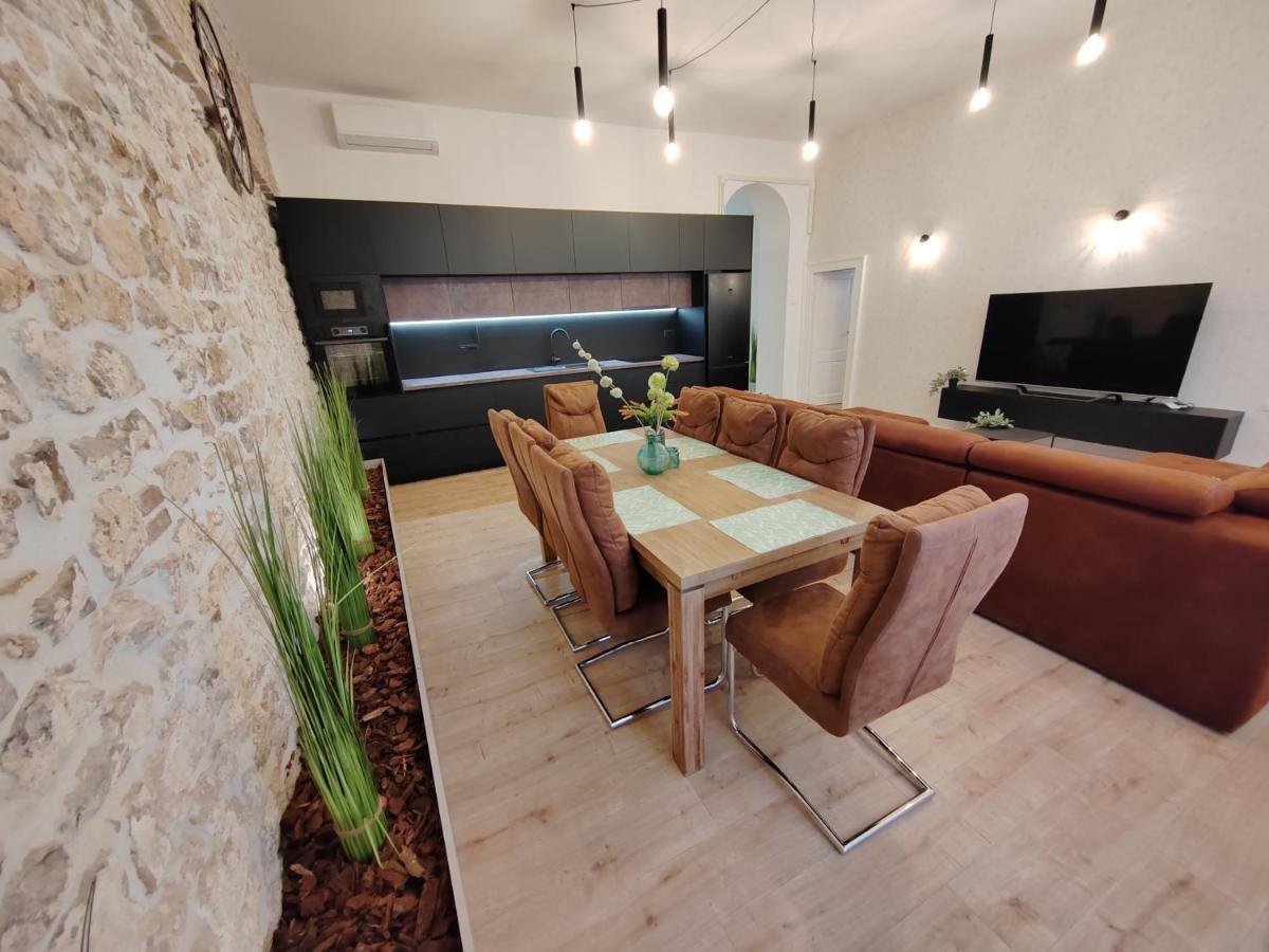Town Square Apartment Задар Екстер'єр фото